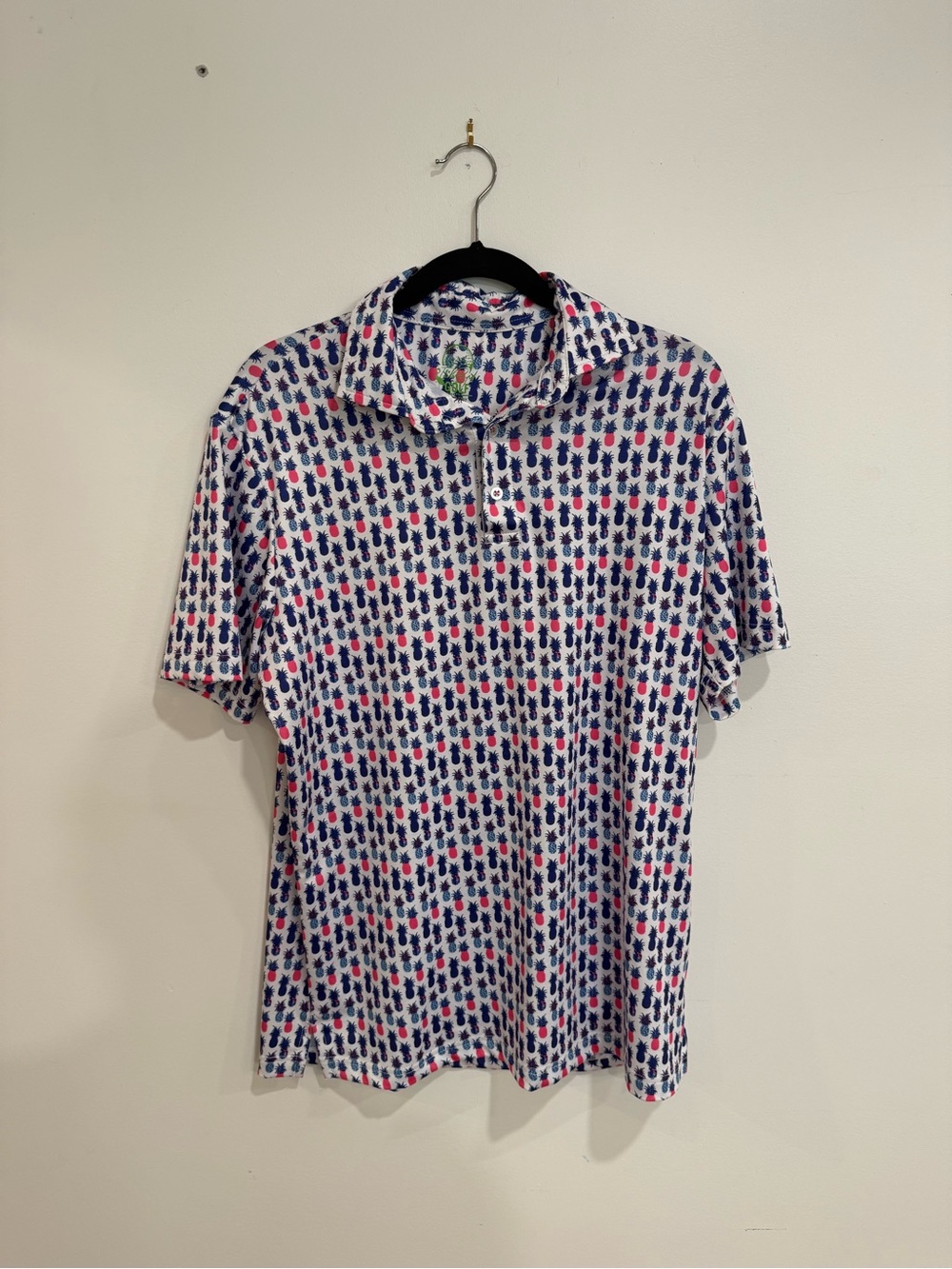 Short Sleeve Tailor Byrd Golf Polo with Navy & Pink Pineapple Print